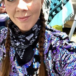 Iheartraves sequin tee